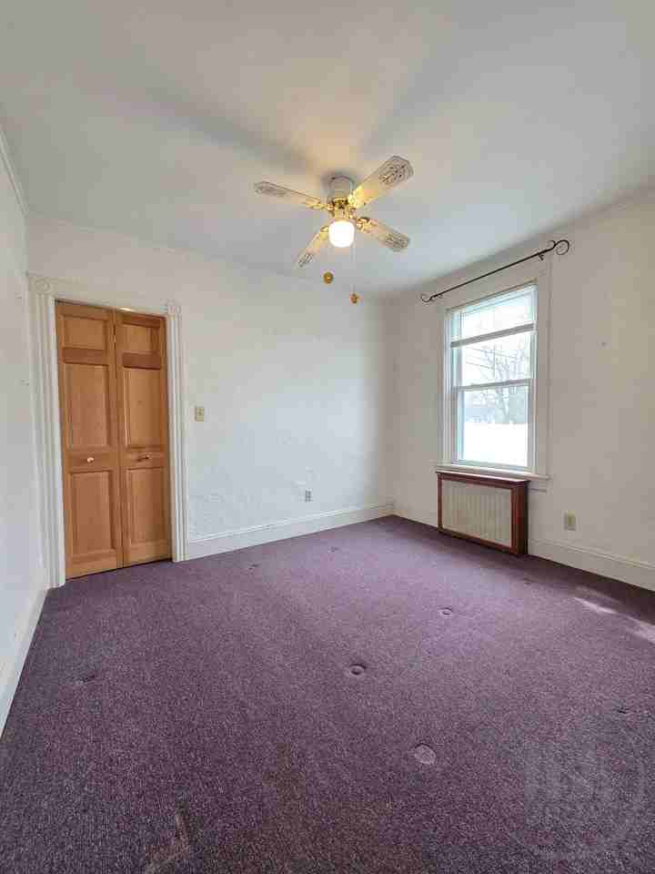 205 Pawtuxet Ave - Photo 6 of 13