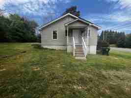 featured image of 621 Stewart St