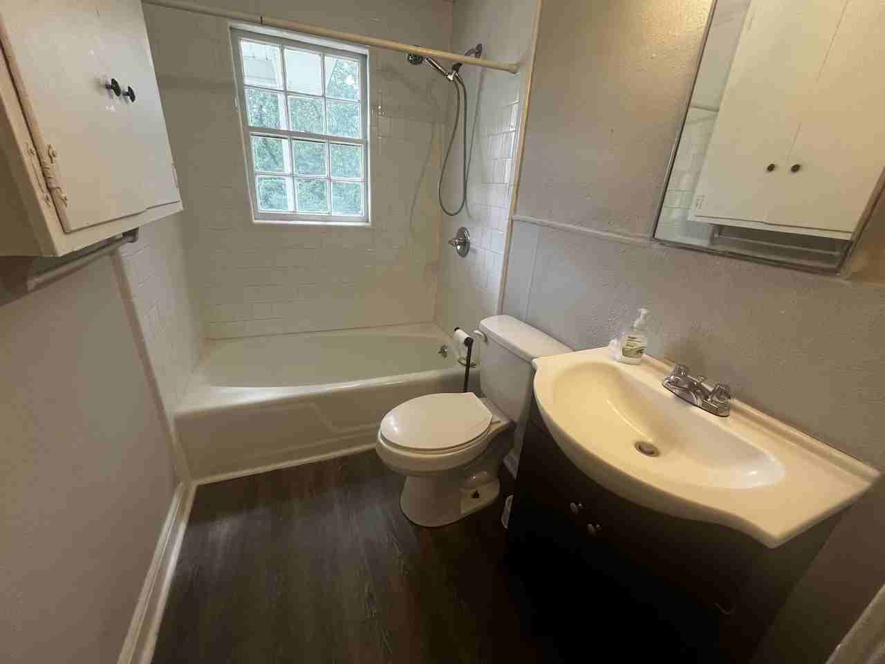 621 Stewart St - Photo 4 of 14