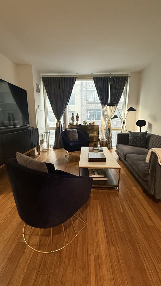 330 W 39th St #7H - Photo 5 of 9