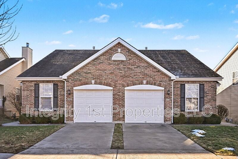 3645 Nw 84th Ter - Photo 2 of 18