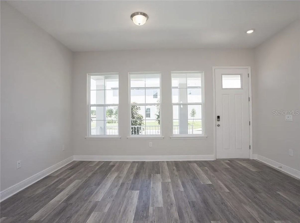 9960 Pallida Hickory Way - Photo 2 of 13