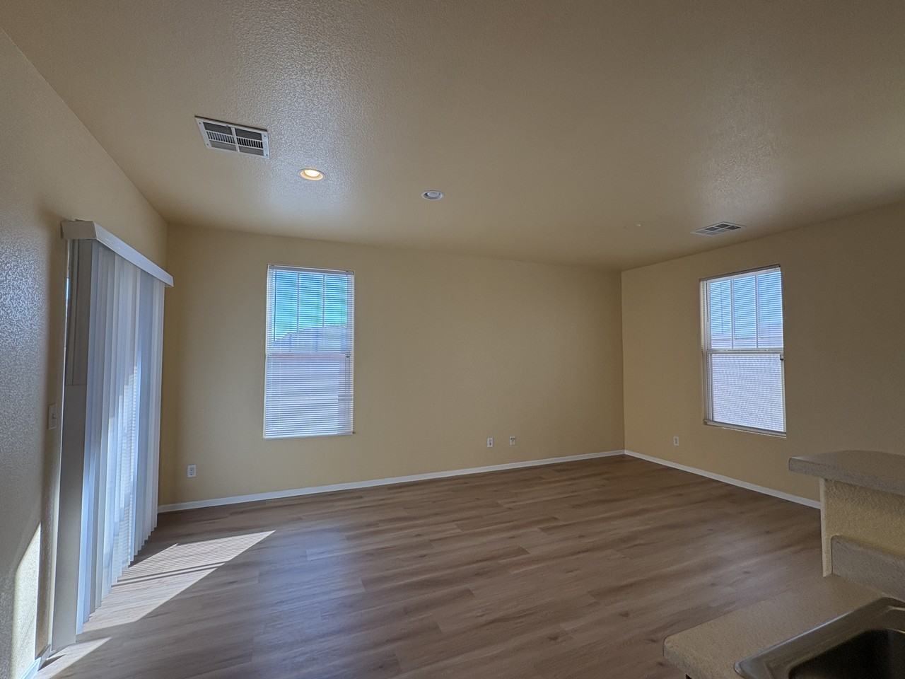 116 Cable View Ave - Photo 3 of 32