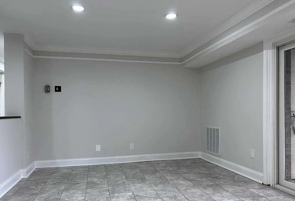 6018 Westchester Park Dr - Photo 4 of 7