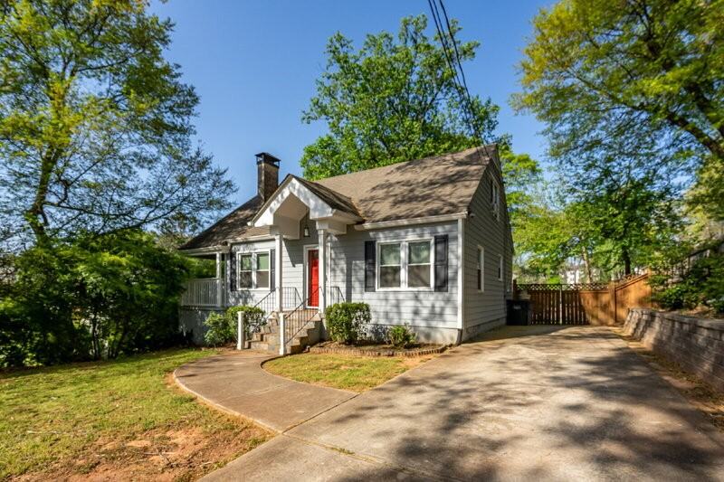 3265 N Fulton Ave - Photo 2 of 26