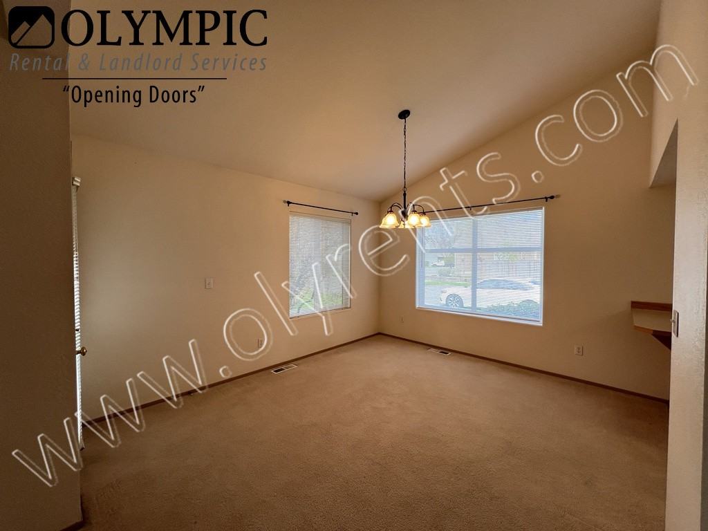 4305 Concordia Ln Se - Photo 4 of 8