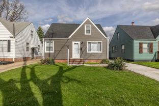 5409 Hollywood Ave - Photo 1 of 1