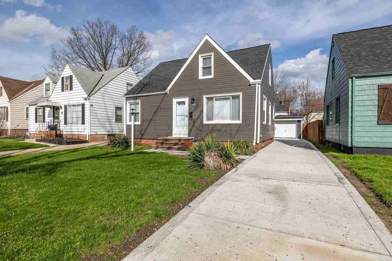 5409 Hollywood Ave - Photo 2 of 23