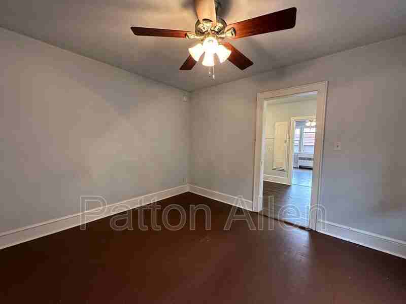 60 Flint St #7 - Photo 3 of 14