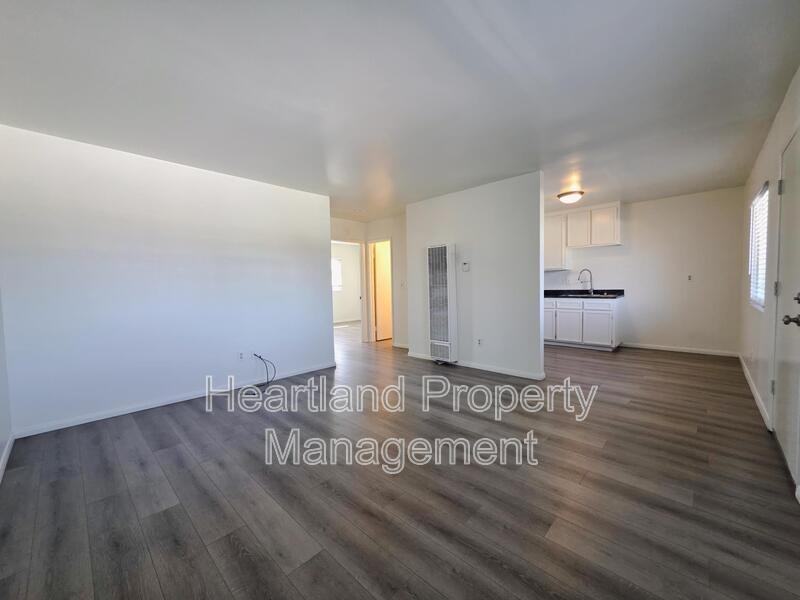 957 Imperial Beach Blvd - Photo 2 of 6