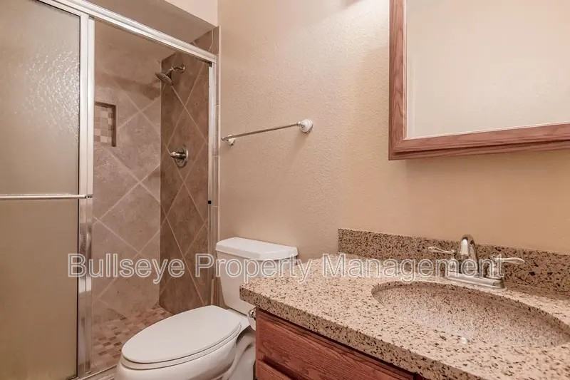 18624 N 93rd Ave - Photo 3 of 30