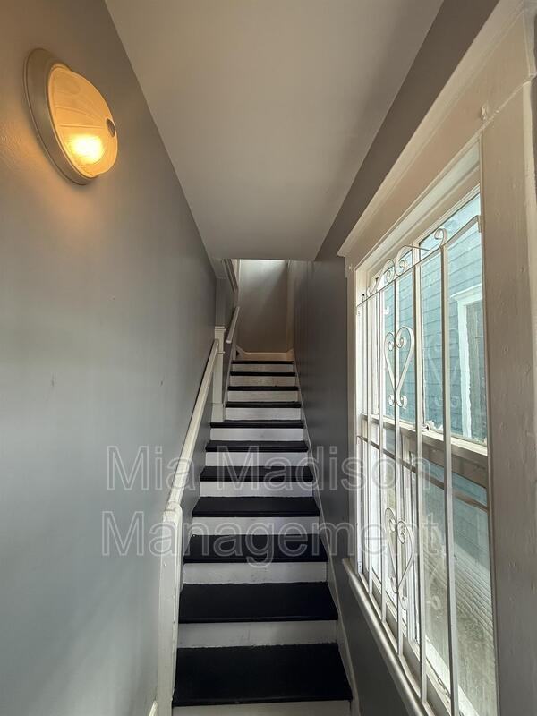 607 W 44th St #607W44B - Photo 2 of 18