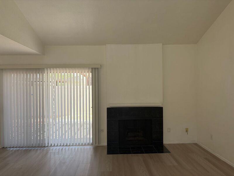 615 Parkview Dr - Photo 6 of 21