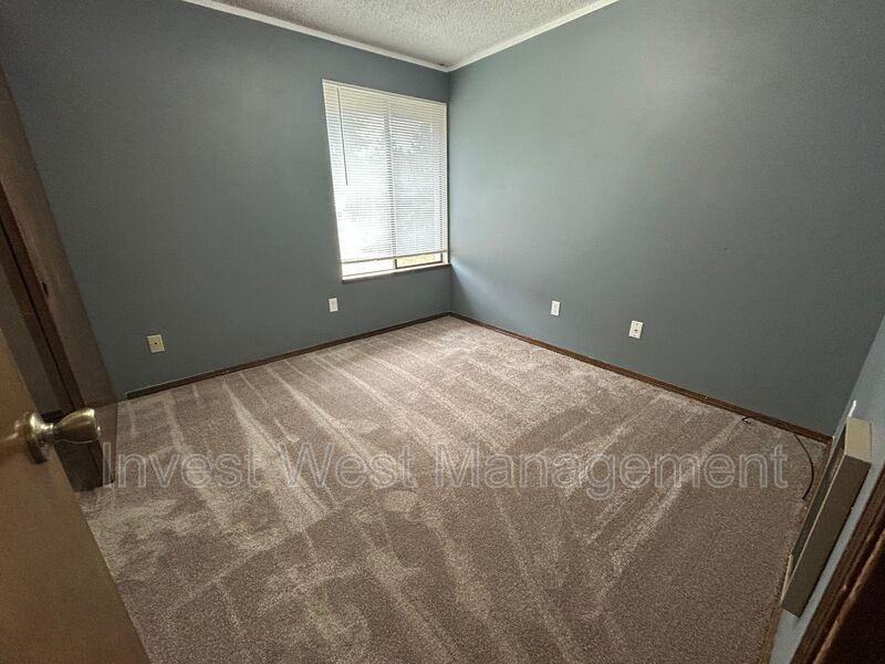 14912 Nestreet - Photo 7 of 13