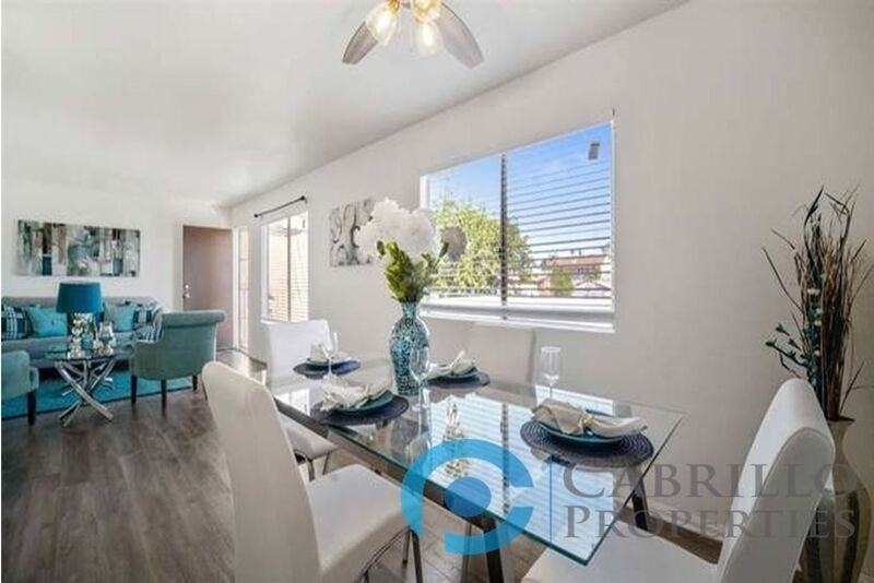 4523 Winona Ave #B - Photo 4 of 11