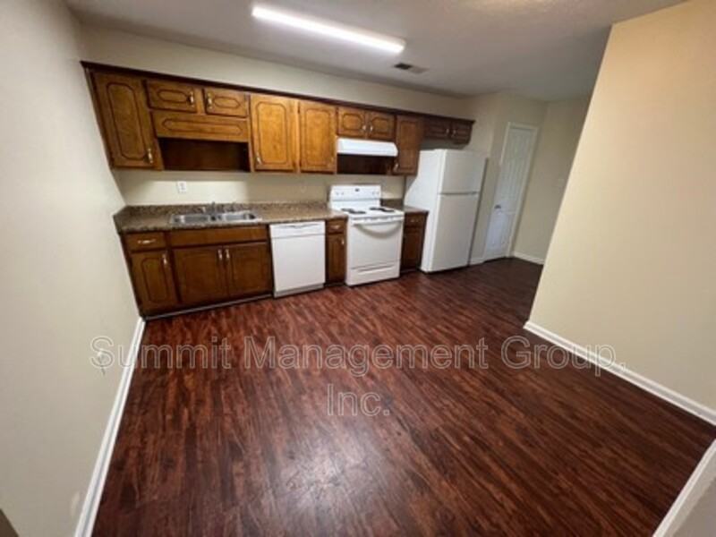 4442 Highwayunit A - Photo 7 of 19