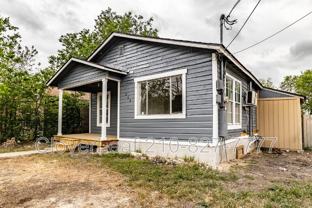 230 Paramount Ave - Photo 1 of 1