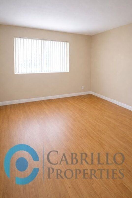 925 Martin Dr #7 - Photo 5 of 10