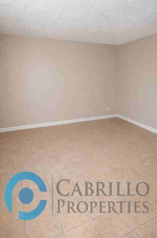 925 Martin Dr #7 - Photo 6 of 10