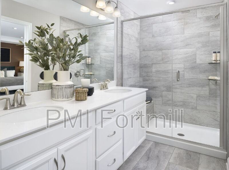 8105 Overmeadow Ln - Photo 7 of 15