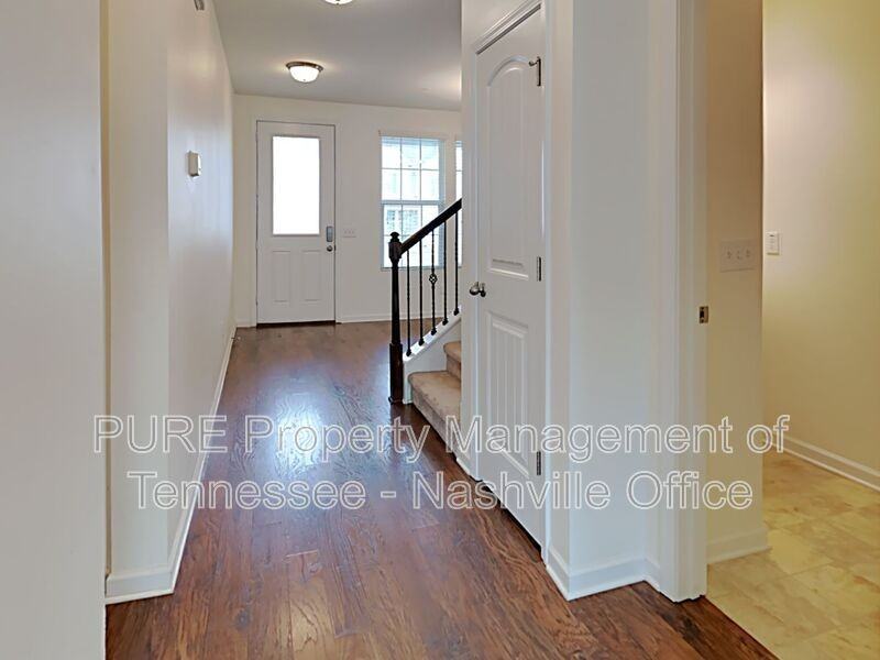 819 Kennear Ln - Photo 4 of 25