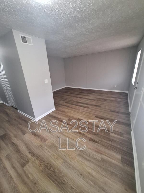 678 Knox Blvd #68 - Photo 2 of 7