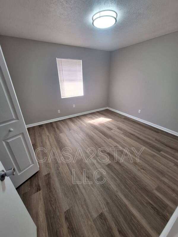 678 Knox Blvd #68 - Photo 5 of 7