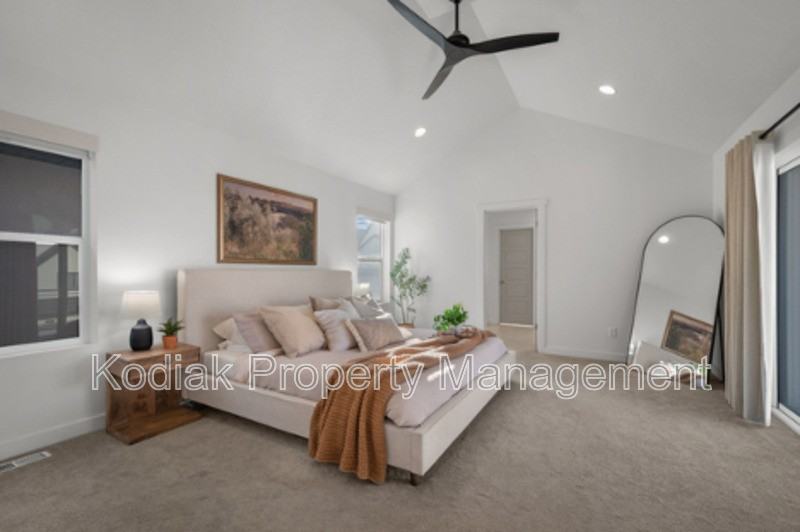 2442 N Gotland Way - Photo 6 of 13