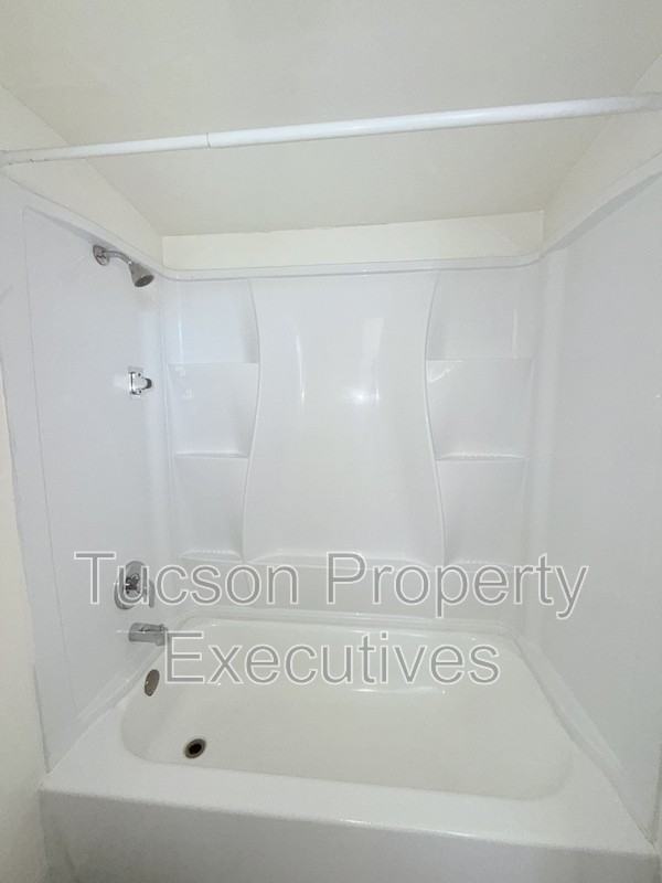 20 N Leonora Ave - Photo 7 of 14