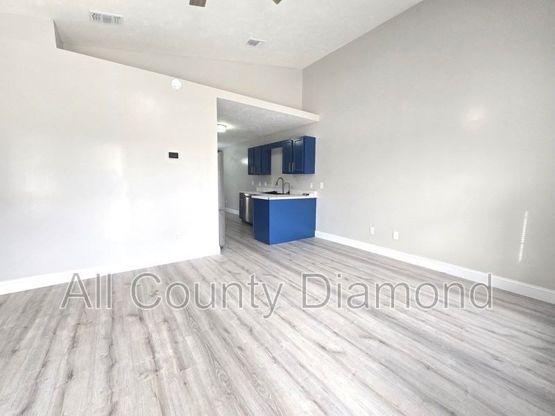 9022 Houston St - Photo 3 of 17