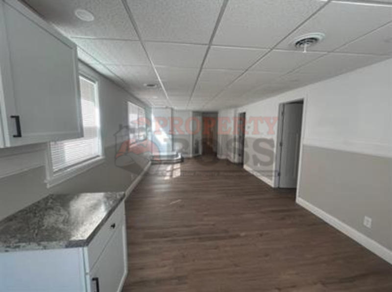 1350 Van Buren St Lowr - Photo 3 of 15