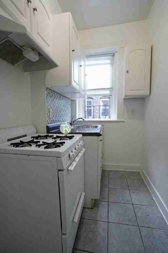 1302 Commonwealth Ave #35 - Photo 7 of 18