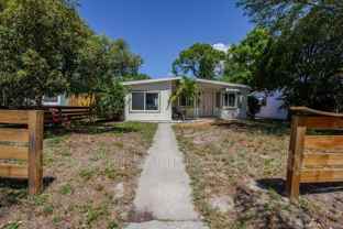 325 42nd Ave N - Photo 1 of 1