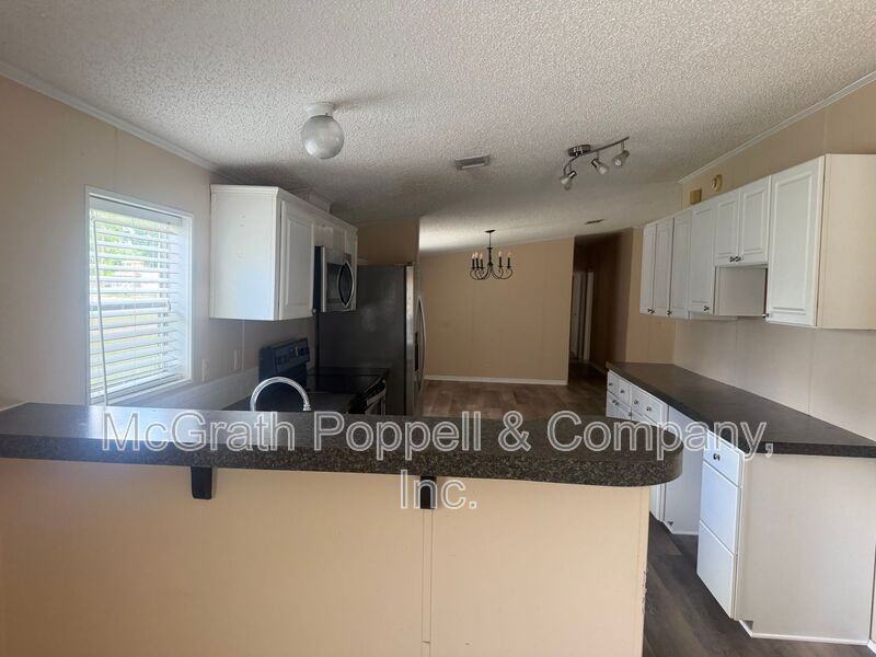 12703 Lovers Ln - Photo 6 of 25