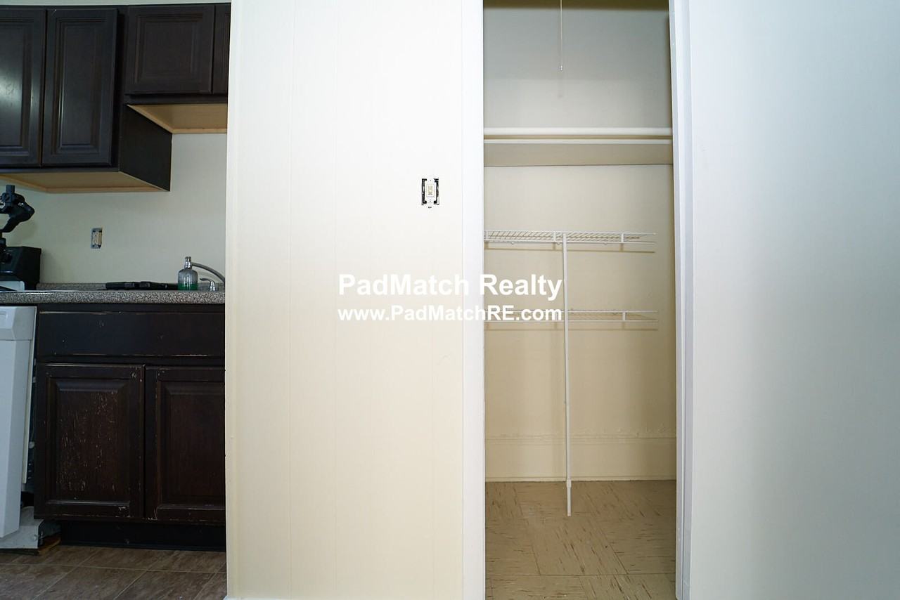 75 S Huntington Ave #6 - Photo 5 of 17