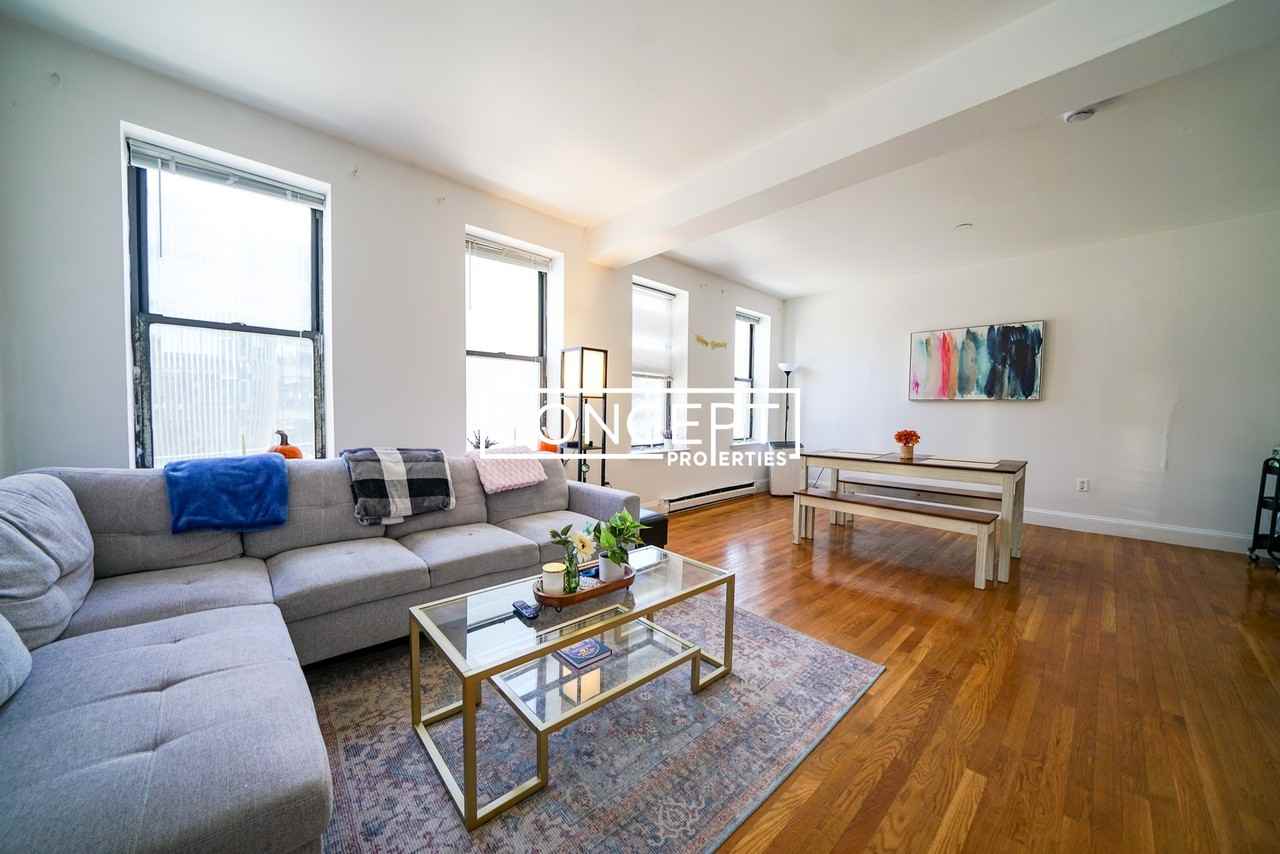 776 Columbus Ave #4CP - Photo 4 of 16