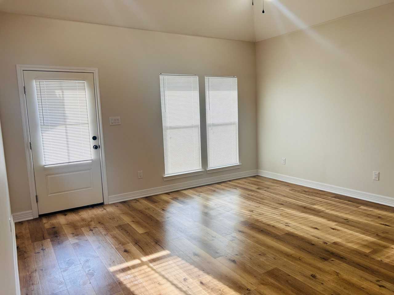 Fm 2138 N #1 - Photo 2 of 24