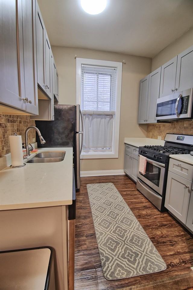 1947 N Bissell St #1R - Photo 7 of 13