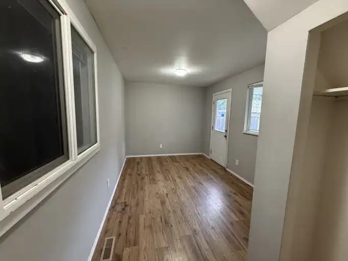45828 Thomas Rd - Photo 5 of 11
