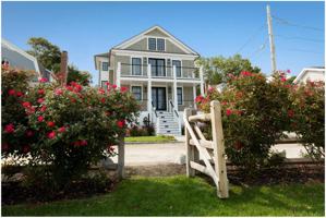 featured image of 153 Bayside Rd #1