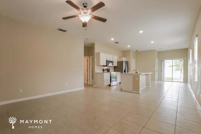 2600 Island Walk Dr - Photo 4 of 15