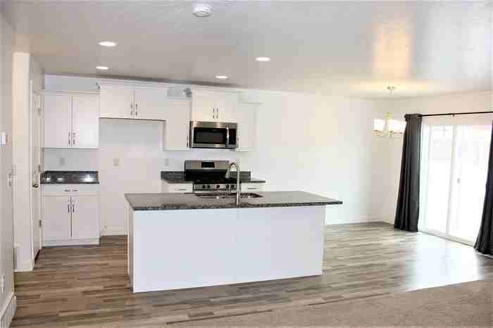 14924 S Beckenbauer Ave - Photo 4 of 6