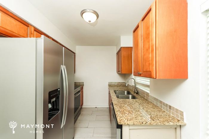 1420 Palisades Dr - Photo 7 of 14