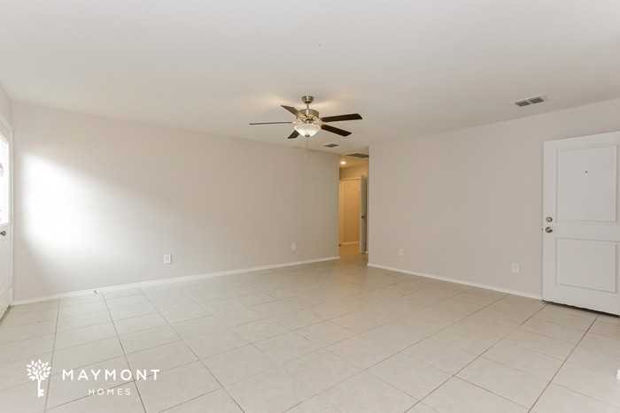 2984 Wallace Wells Ct - Photo 4 of 15