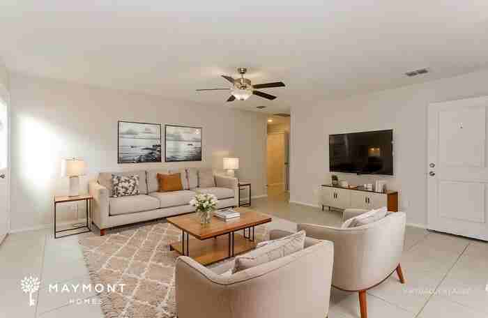 2984 Wallace Wells Ct - Photo 5 of 15