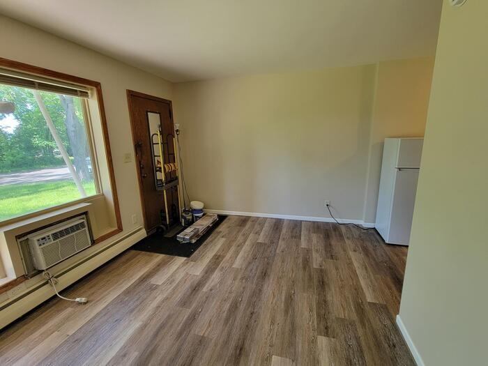 1831 Stinson Blvd #8 - Photo 2 of 9