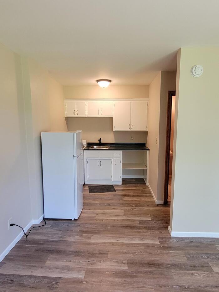 1831 Stinson Blvd #8 - Photo 3 of 9