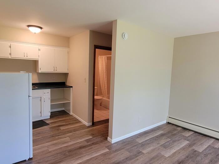 1831 Stinson Blvd #8 - Photo 4 of 9