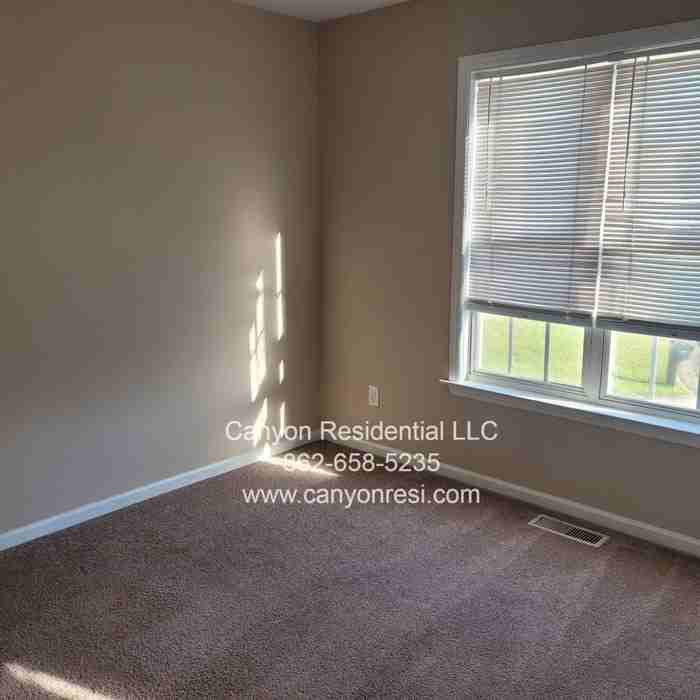 4396 Moat Dr - Photo 6 of 36