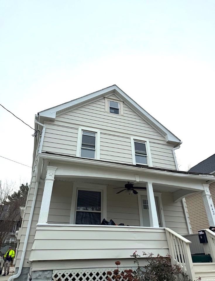 442 E Thornton St - Photo 2 of 2